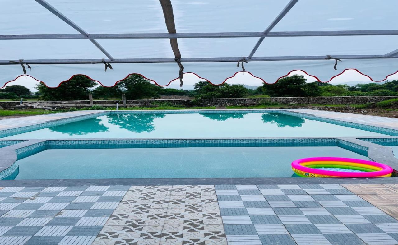 Kevadia Vasant Vihar Resort מראה חיצוני תמונה